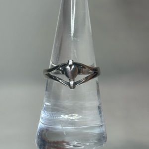 RETIRED James Avery Heart Cross Ring